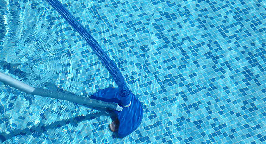 Pool TileCleaning